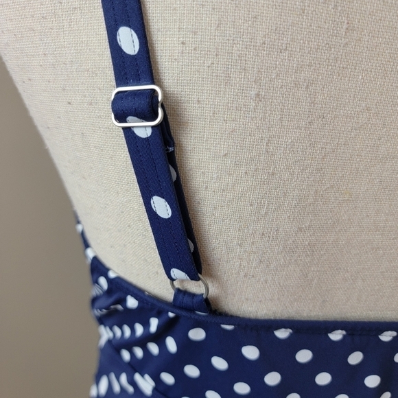 Lands' End Deep Sea Polka Dot V-Neck Wrap Underwire Tankini Swim Top Sz 8 - Picture 8 of 16
